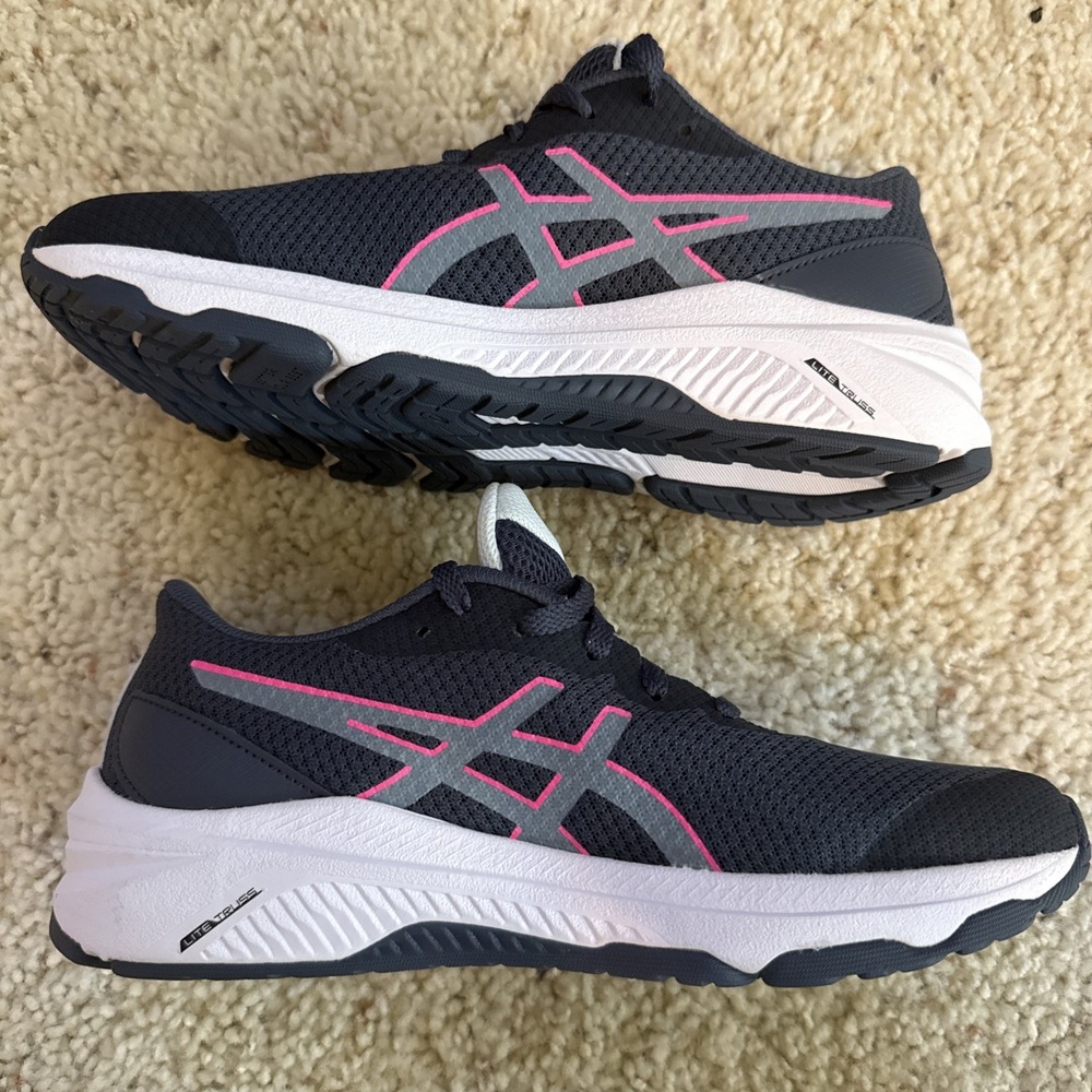 NWOT! ASICS Dark Blue Pink Mesh GT-1000 12 Low Top Lace Up Athletic Sneakers 5.5